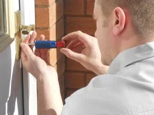 Philadelphia Liberty Locksmith Philadelphia, PA 215-337-3984 - 7a-Broken-Key-Extraction